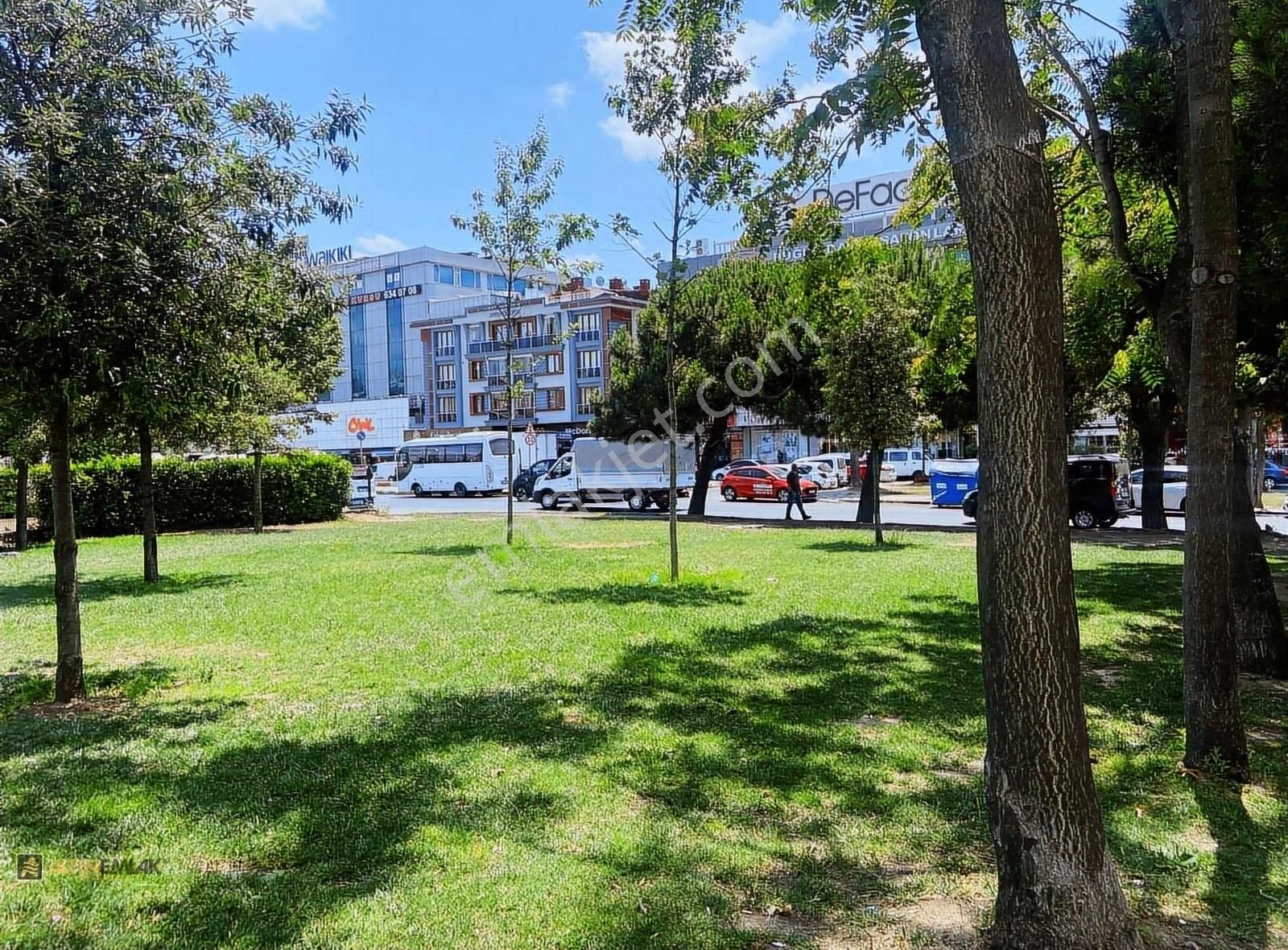 Bağcılar Meydan Da 55 M2 İç Dekorlu Masrafsız Dükkan - Görsel 2