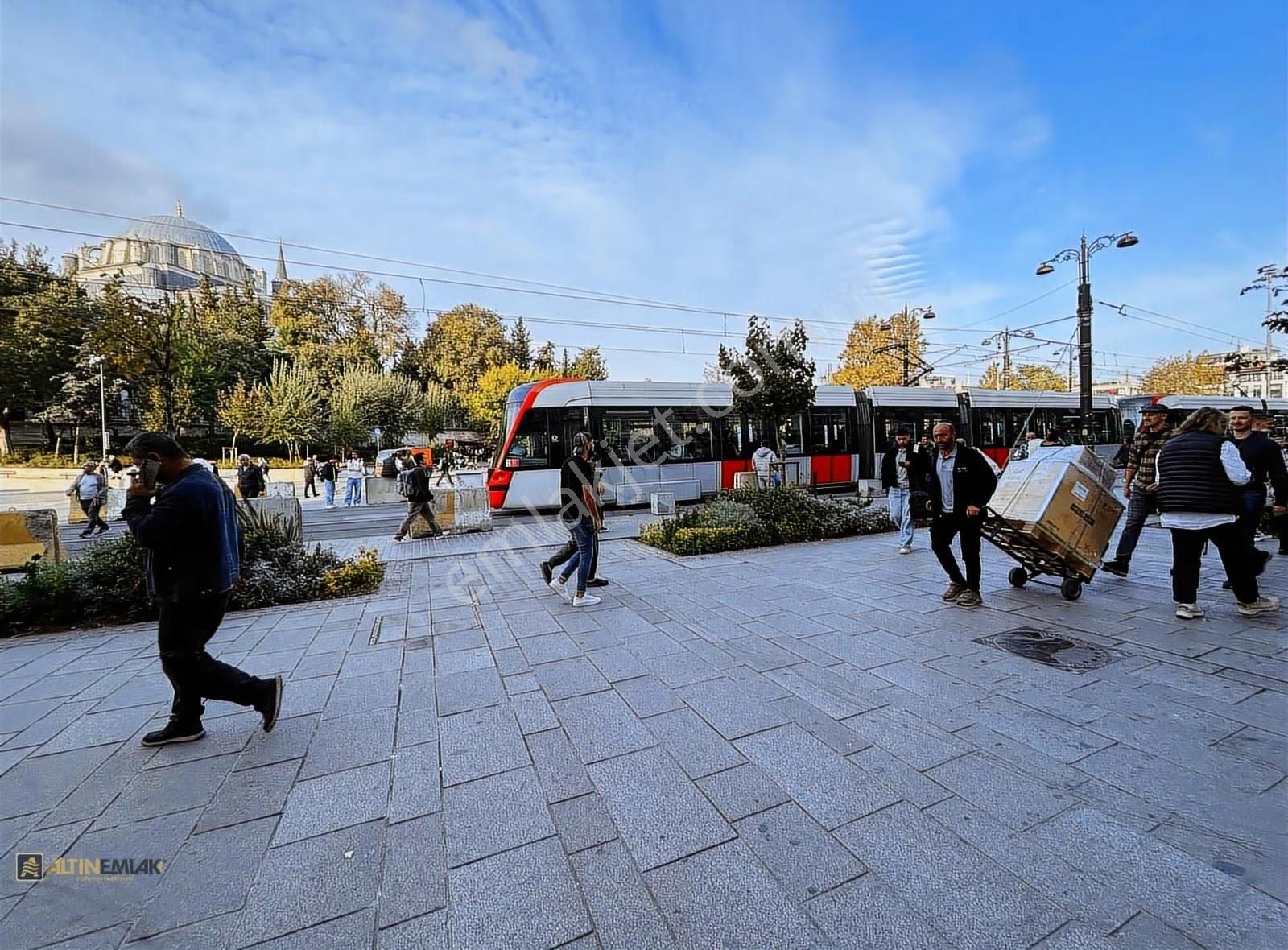 Beyazıt Tramvay Durağı Yanında-kapalıçarşıya Komşu-2 Dükkan - Görsel 20