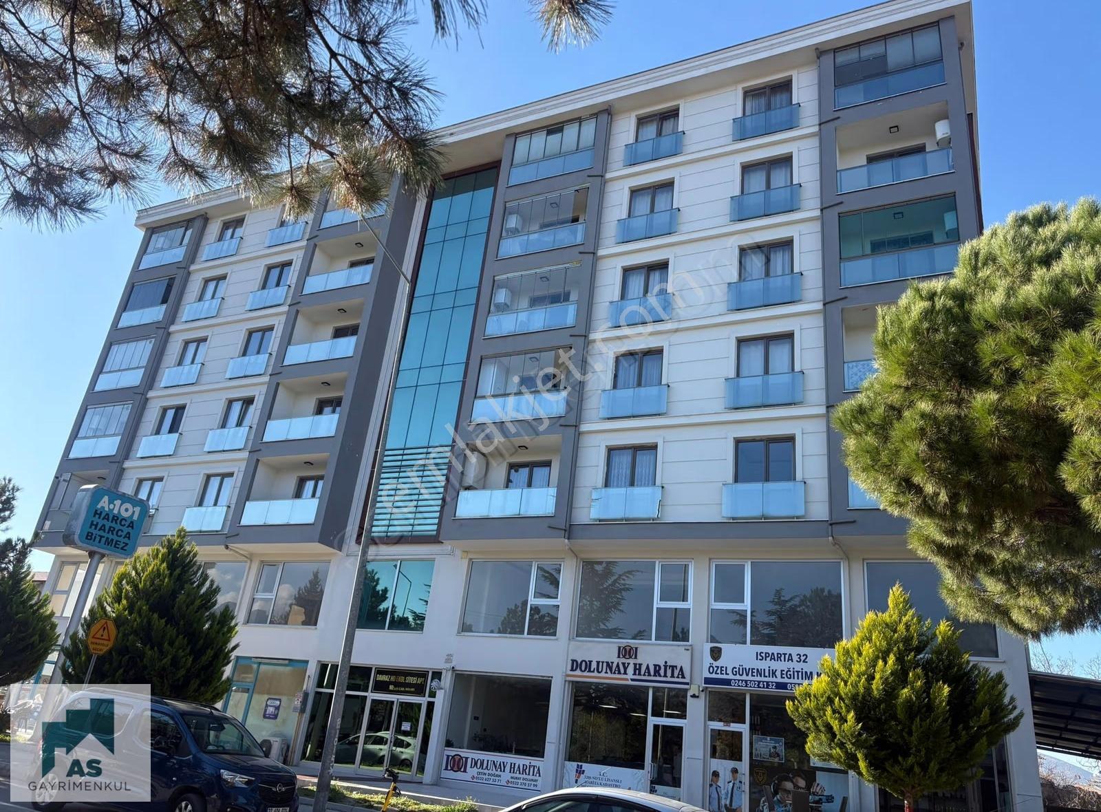 Davraz Mahallesi Tapu Binası Karşısında Arakat 3+1 Sıfır Daire