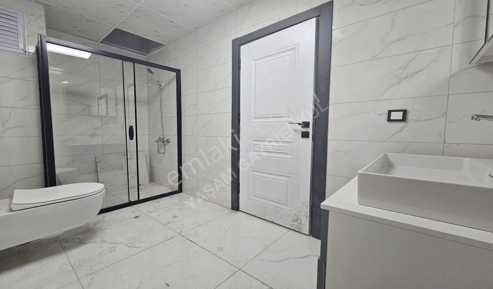 Yaşam'dan İstasyon Mah. Yerden Isıtmalı Kapalı Otoparklı 3+1 - Görsel 3