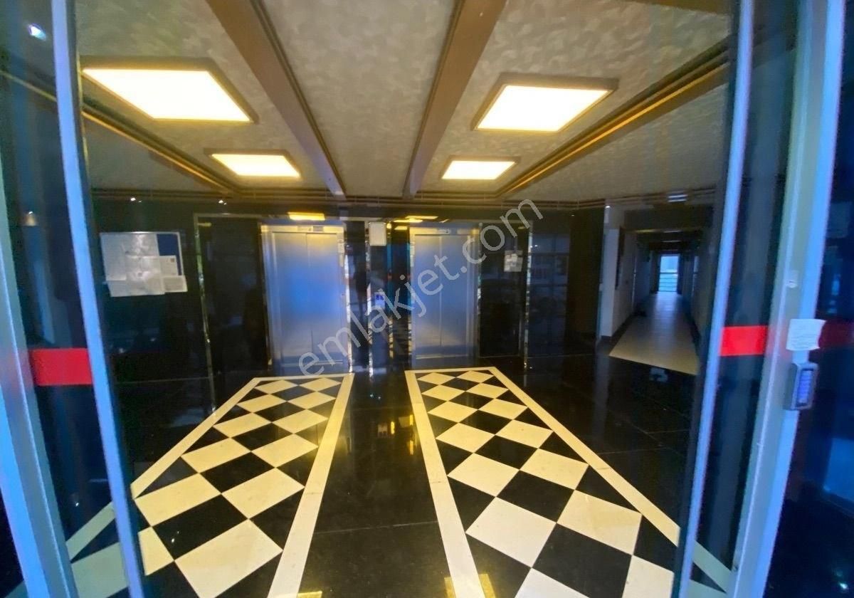 Havuzlu Site İçerisinde Eşyalı Satılık 2+1 Daire - Görsel 8