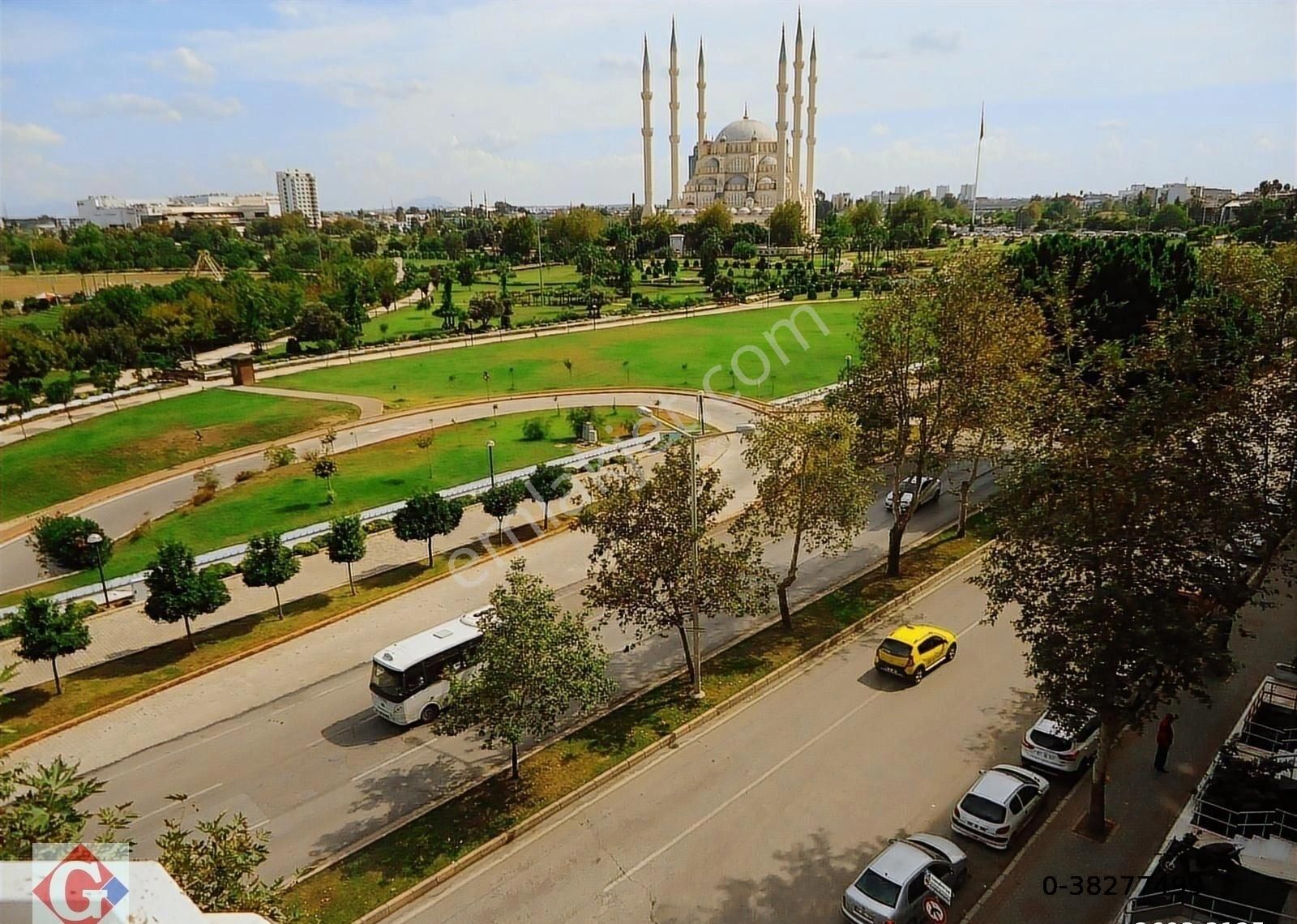 Görgün'den Merkez Park Manzaralı 4+1+k 190 M2 Kombili Daire