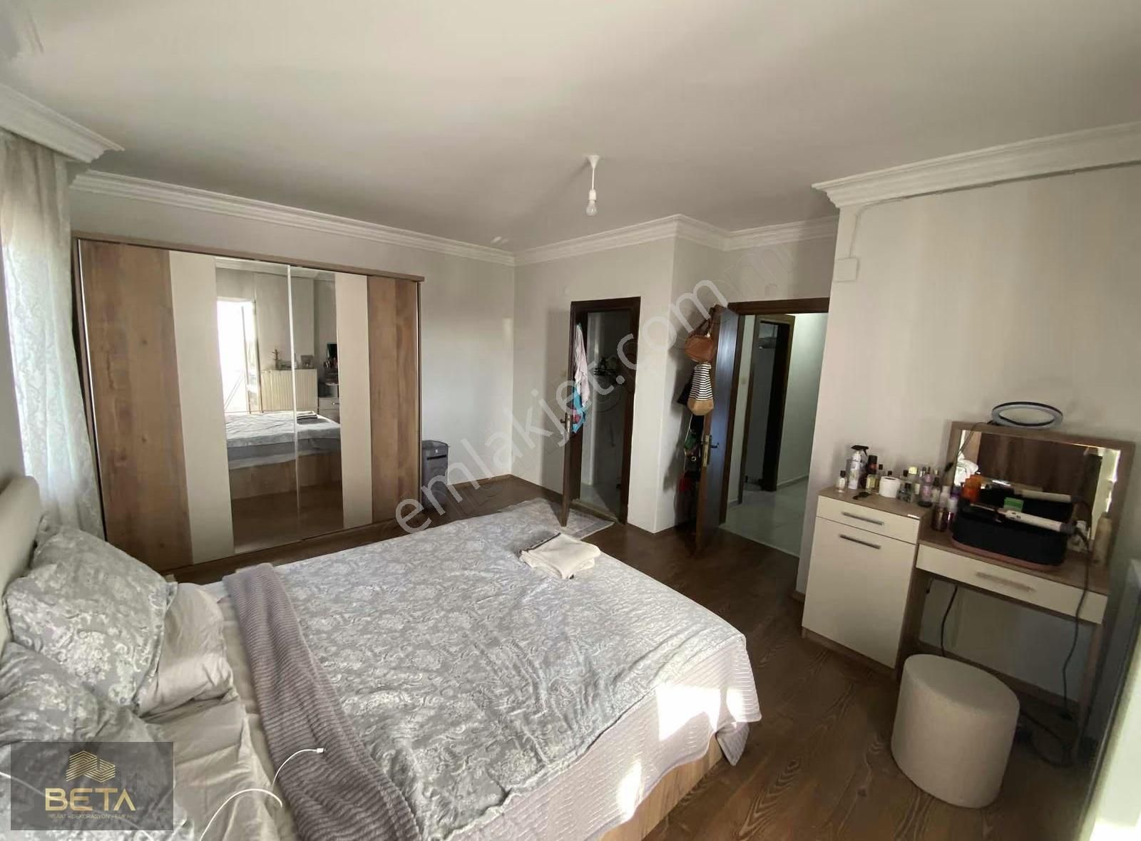 S.demirel Bulvar Üzeri Panoramik Göl Manzaralı 3+1 Satılık Daire - Görsel 8