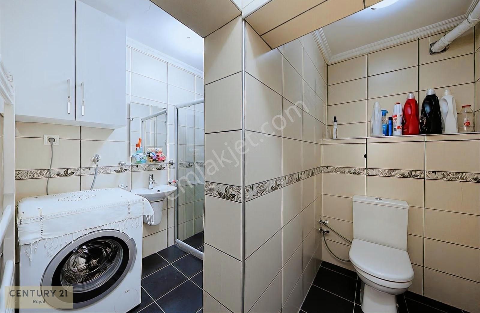 Century 21'den İlk Yerleşim Mahallesinde Yapılı Köşe Villa - Görsel 19