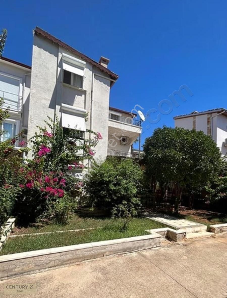 Didim Parlementerler Sitesinde Satılık 5+1 Villa - Görsel 18