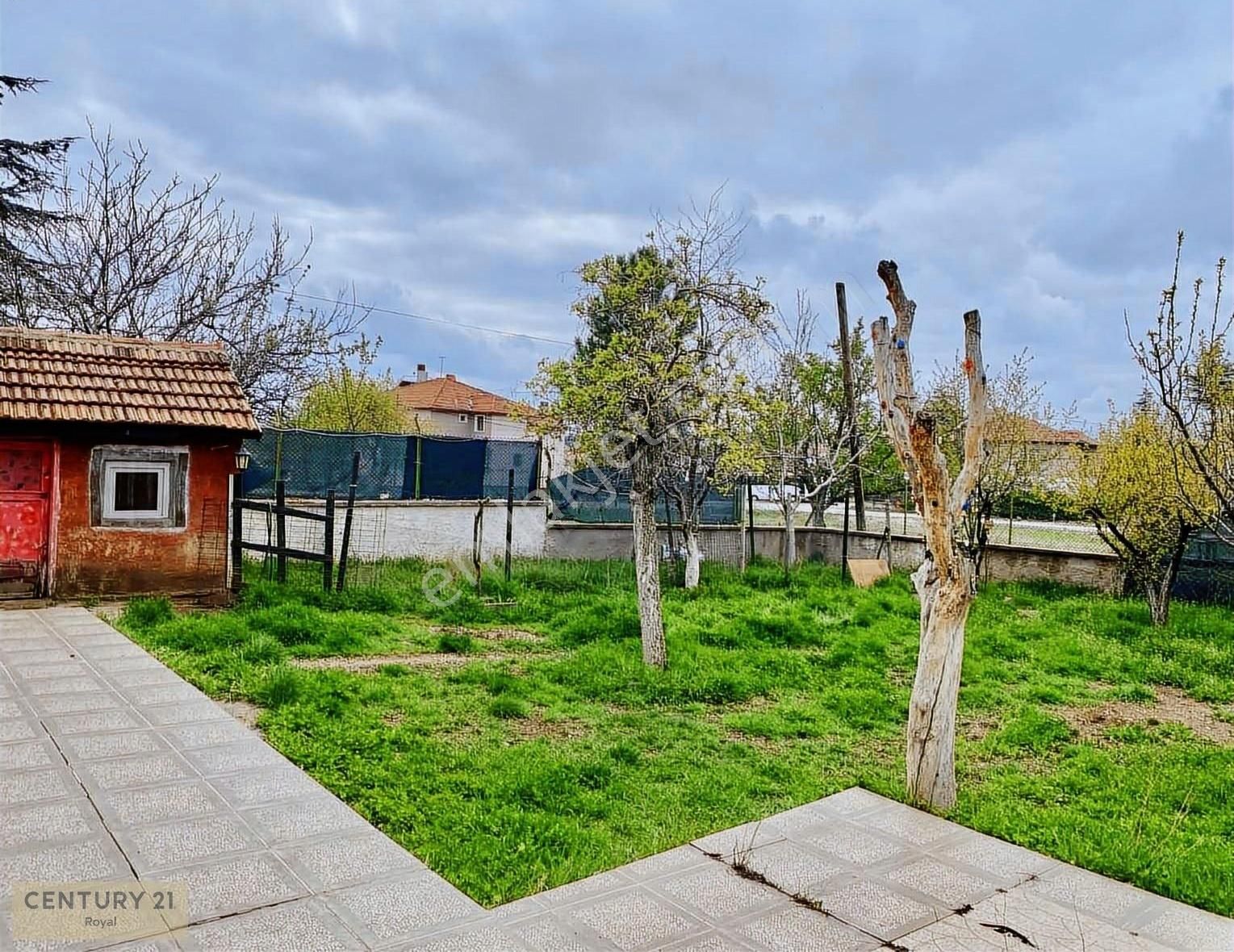 Hasanoğlanda Büyük Bahçeli, Meyve Ağaçlı, 4+1 Müstakil Ev - Görsel 13