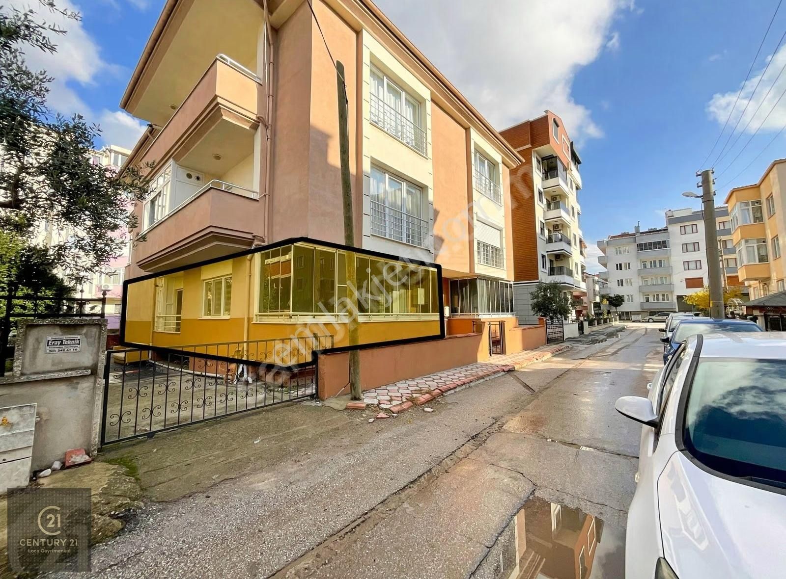 C21 Loca'dan Bahçelievlerde Satılık Geniş 2+1 110m² Daire