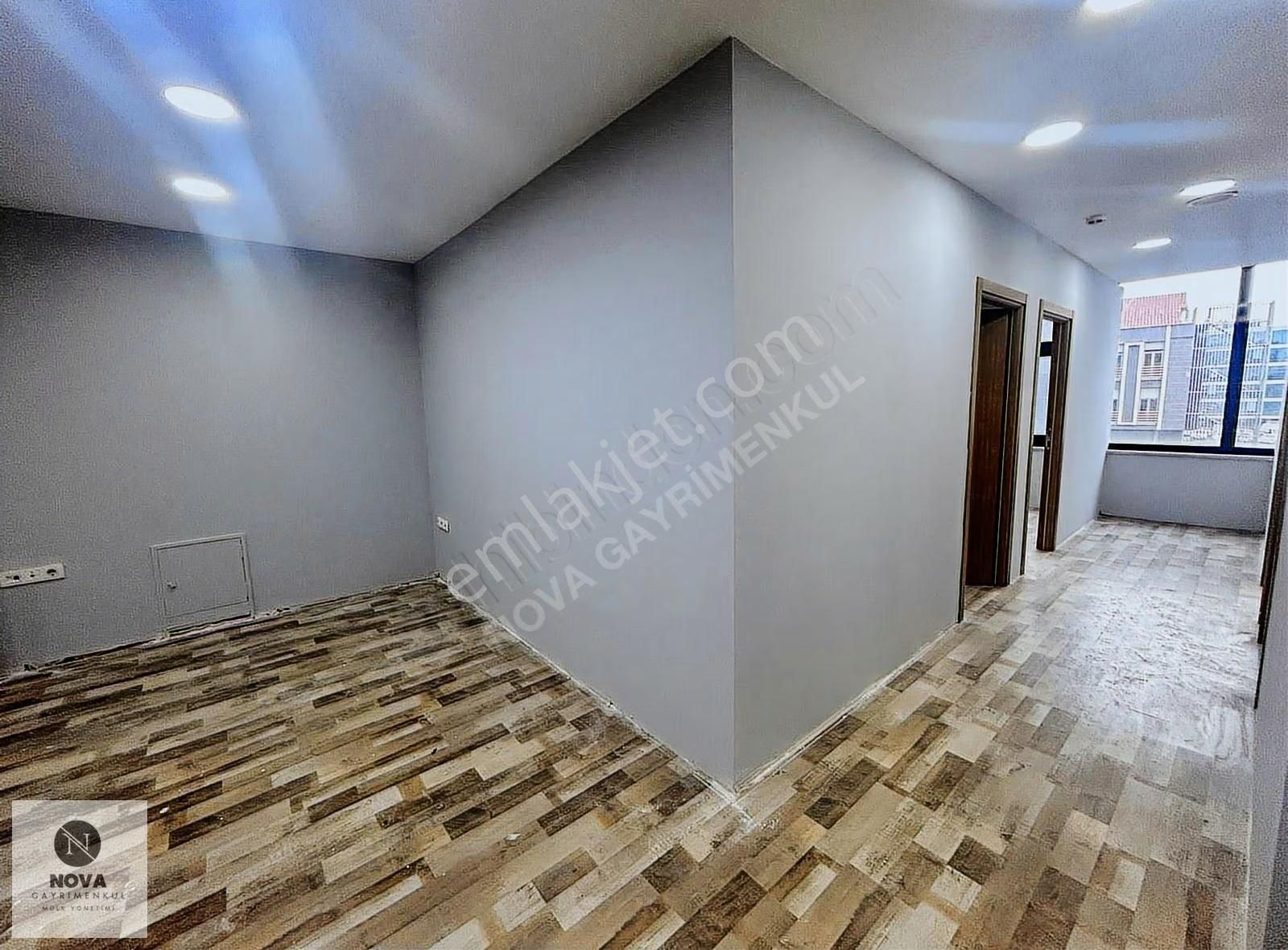 Nova'dan Üçevler Merkezi Bölge Metro İstasyonu Ofis Kiralık - Görsel 20