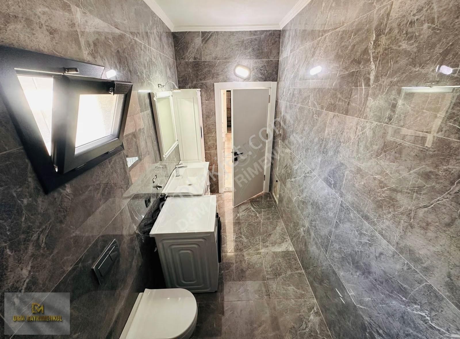 Akbuk'te Deniz Manzaralı Modern Mimarisiyle Göz Kamaştıran Villa - Görsel 26