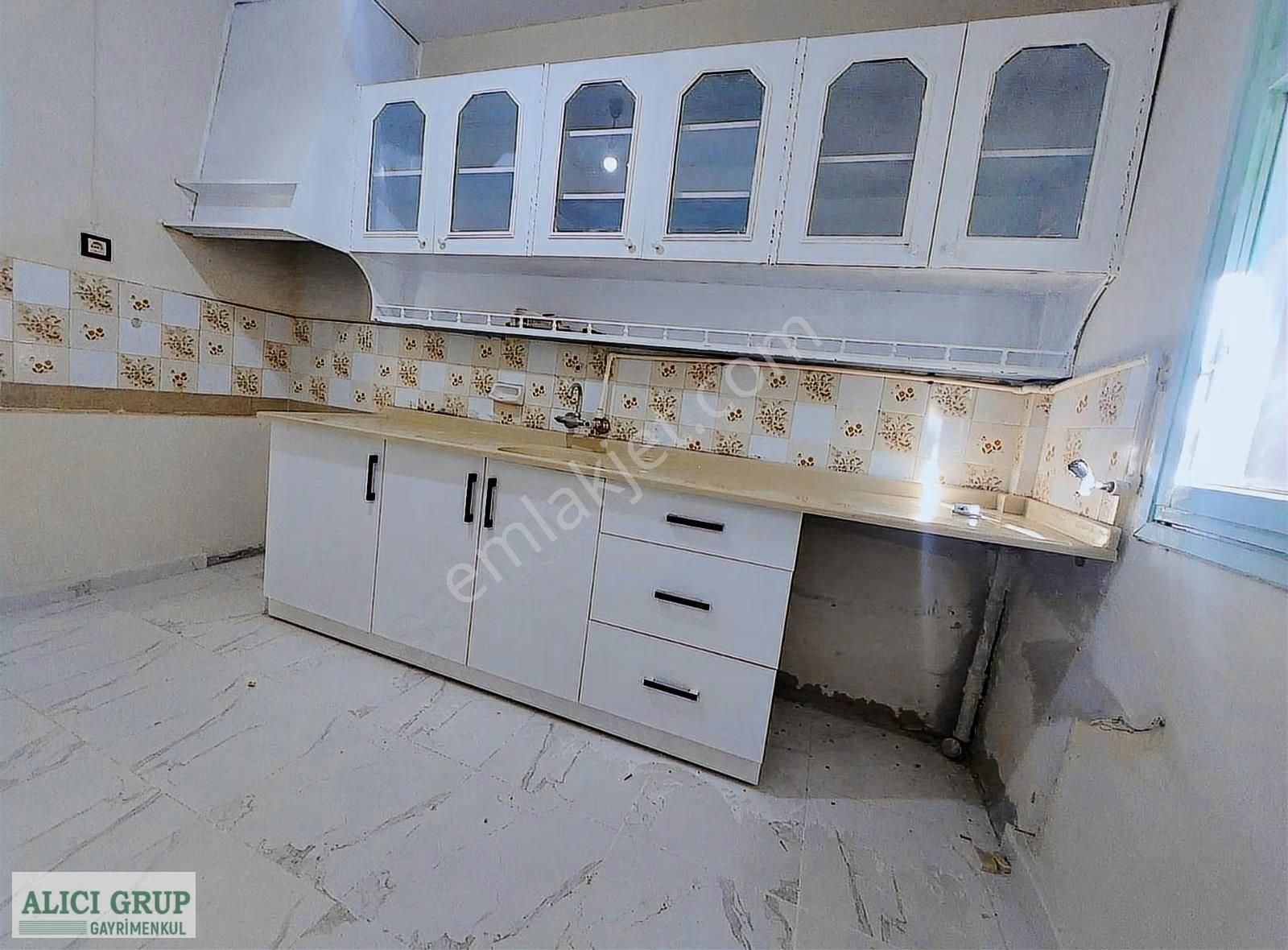 Erikçiler Mobilya Karşısın Da Kozan Yoluna 5 Dakika Yürüme Mesaf - Görsel 4