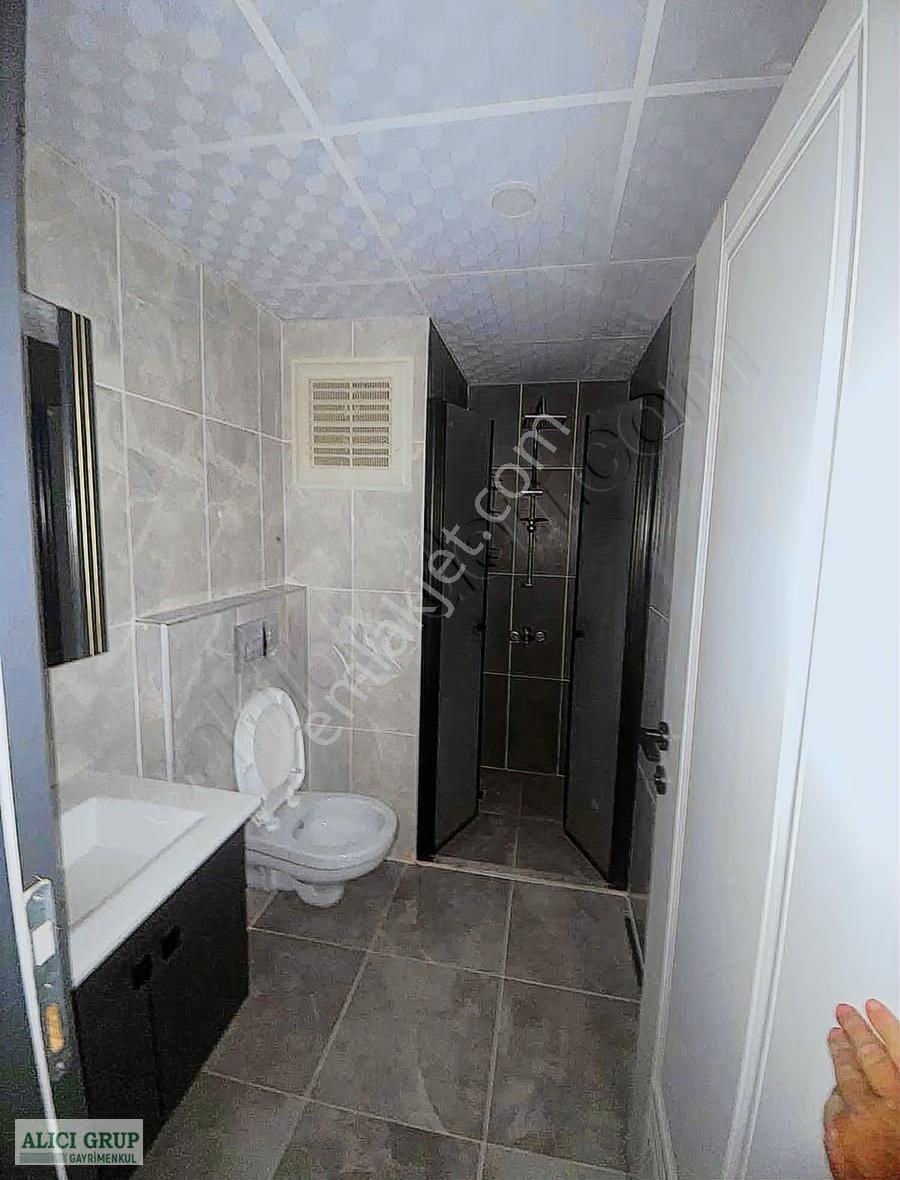 Gültepe-elif Su Uludağ Cd.yanı Satılık 1+1 Cazip Daire - Görsel 9