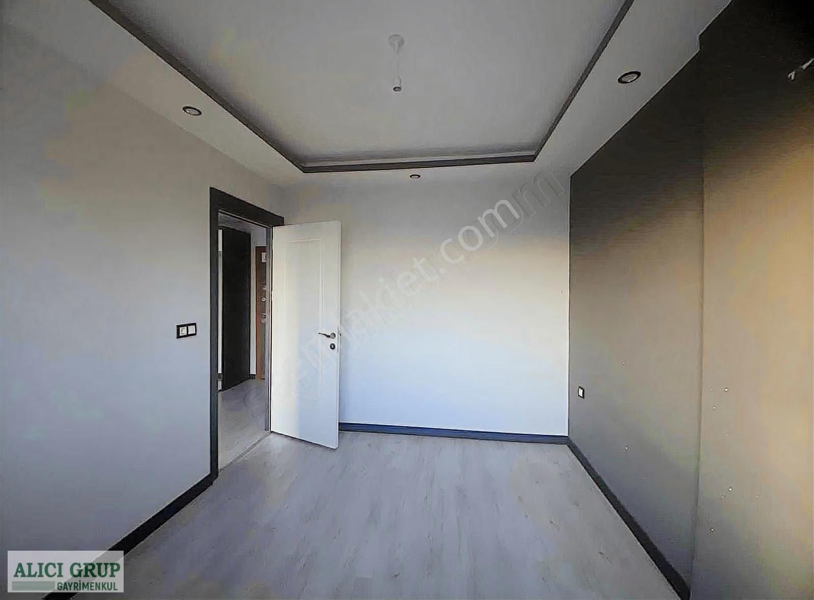 Gültepe-elif Su Uludağ Cd.yanı Satılık 1+1 Cazip Daire - Görsel 8