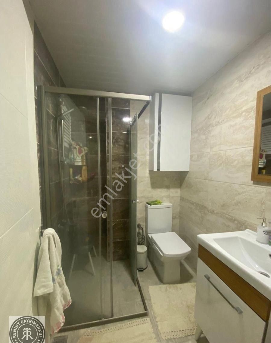 Remin’den Yurt Mahallesinde Geniş 2+1 Açık Mutfak Çift Banyo Doğalgazlı Direk Hasarsız Satılık!!! - Görsel 8