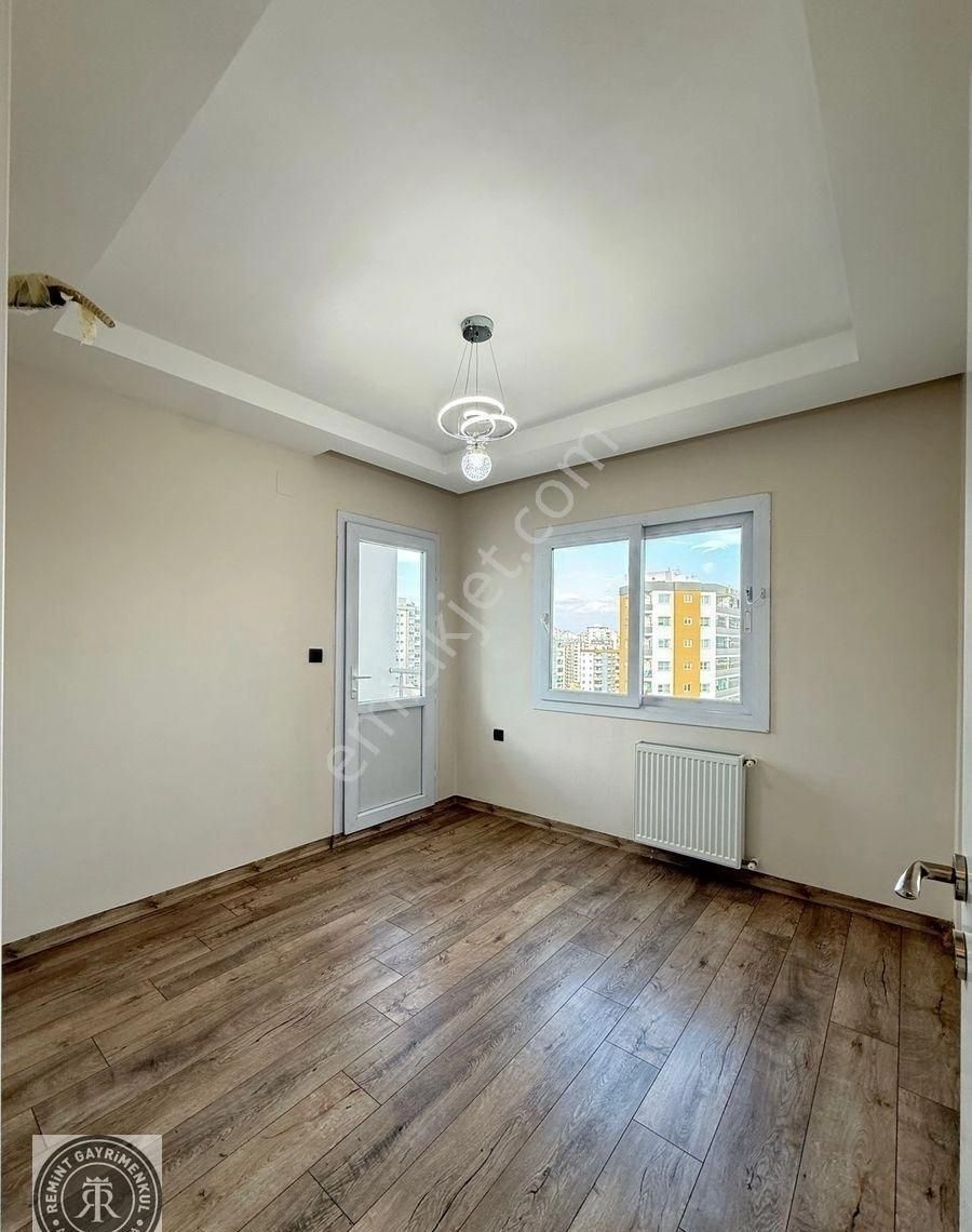 Remint’den Yüzüncü Yıl Mahallesinde Geniş 3+1 Açık Mutfak Çift Banyo Giyinme Odalı Hasarsız Satılık! - Görsel 3