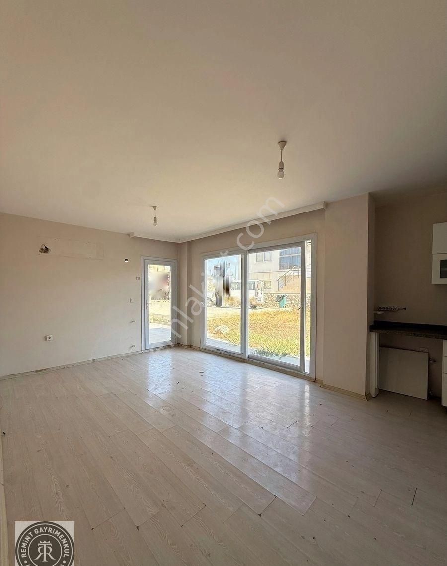 Remint’den Kabasakal’da Bahçe Arsalı Az Katlı İ 2+1 Açık Mutfak Mutfak Cazip Satılık Daire Kaçmaz!!! - Görsel 3