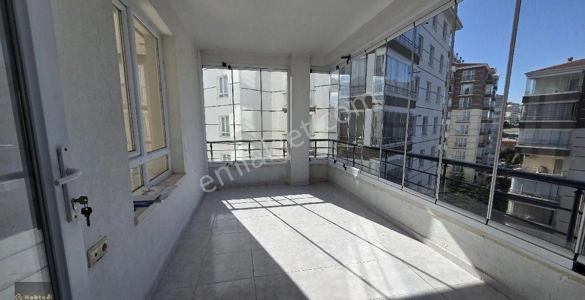 Etimesgut Ahimesut'da Siteiçi 145m2 E.banyolu Asansörlü Geniş Balkonlu Kiralık 3+1 Daire - Görsel 16