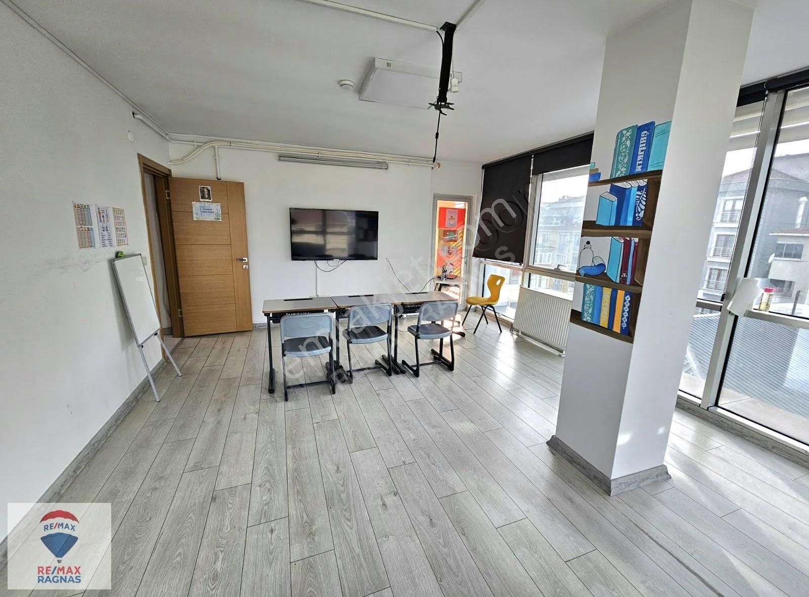 Sarıgazi Kaymakamlık Karşısı Net 160 M² Dubleks Ofis Katı - Görsel 13