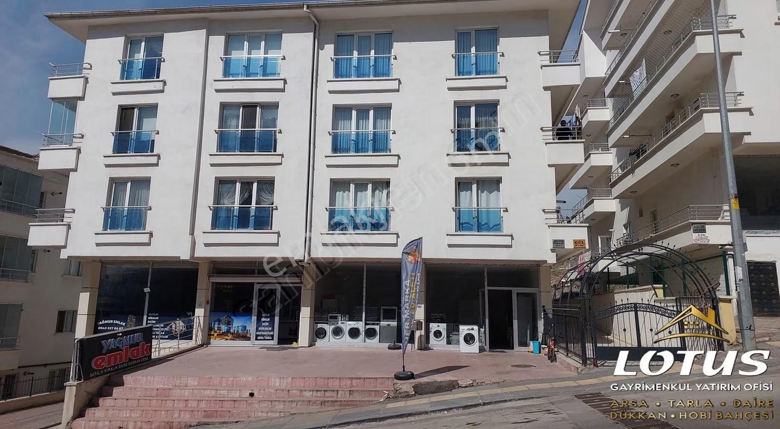 Cadde Üzeri Dükkan