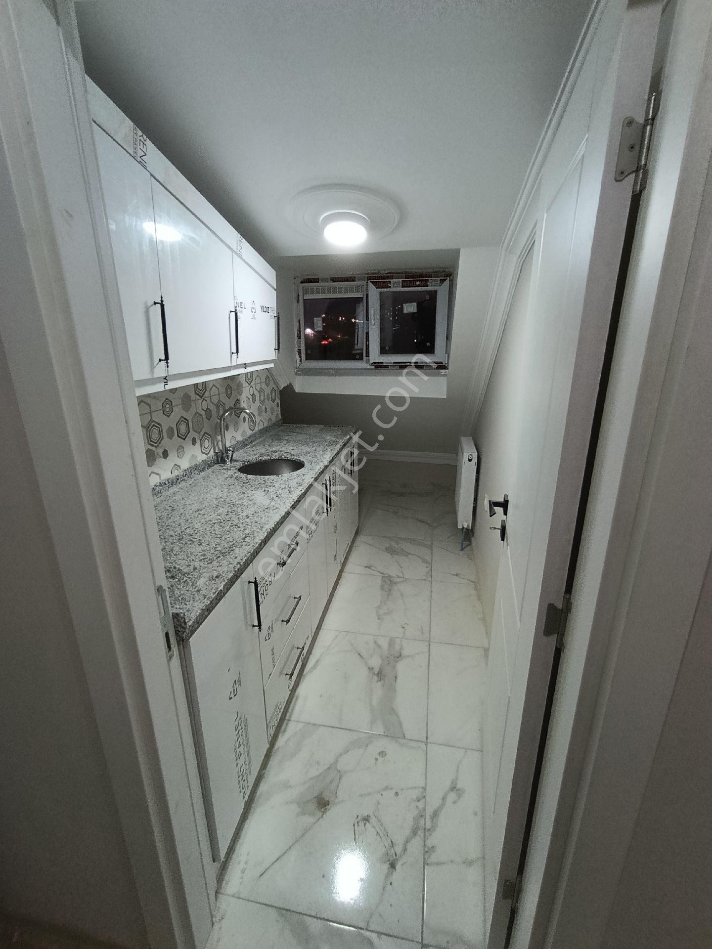 Arnavutköy Merkezde Satılık 4+2 Çatı Kat Dubleks Daire - Görsel 2