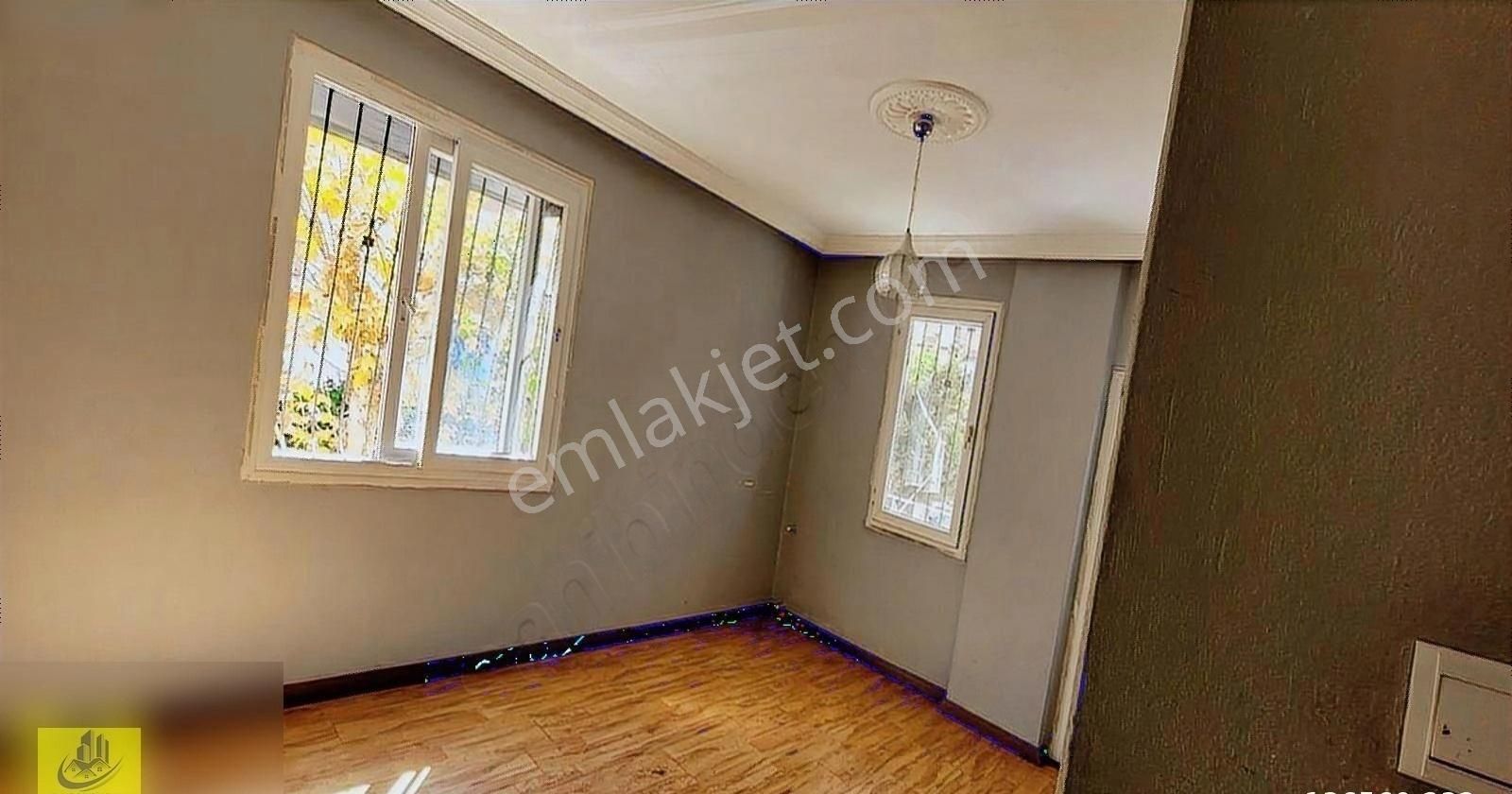 Hürriyet Mah.de Dükkan Üstü 1 Kat 3+1 Yapılı Daire - Görsel 2