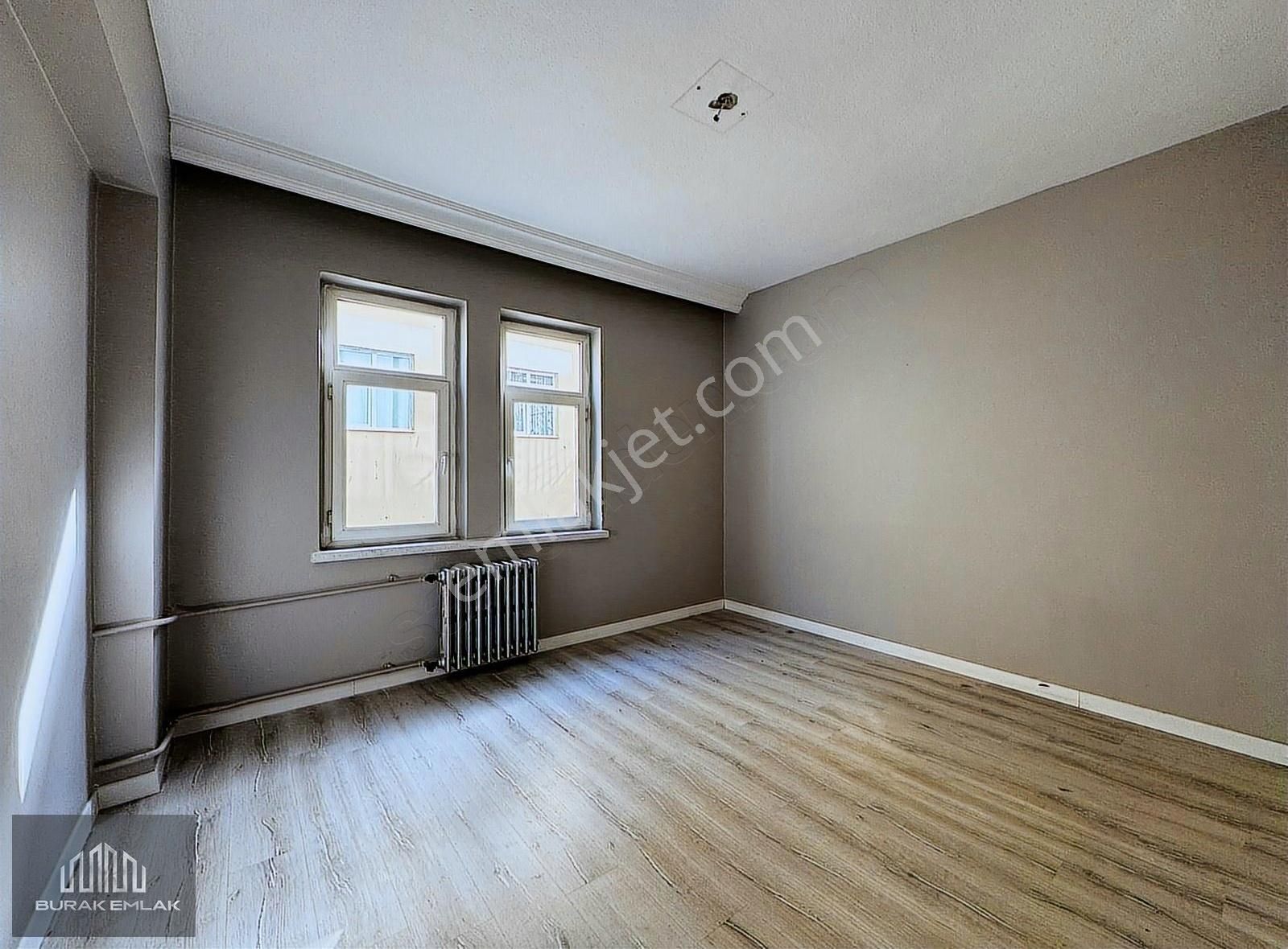 Burak'tan Protokol Yolu Yanı Merkezde Asansörlü Geniş 2+1 İşyeri - Görsel 24