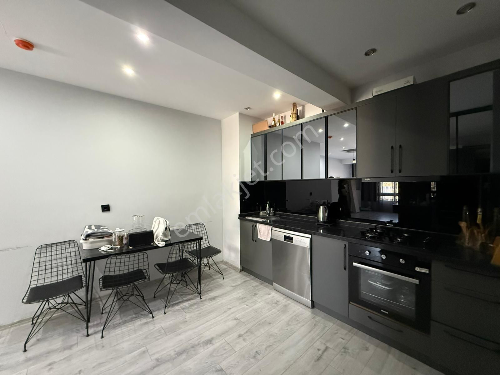 Karınca'dan Mezitli Tapu Karşısı Faik Yıldız'da 2+1 Satılık! - Görsel 3