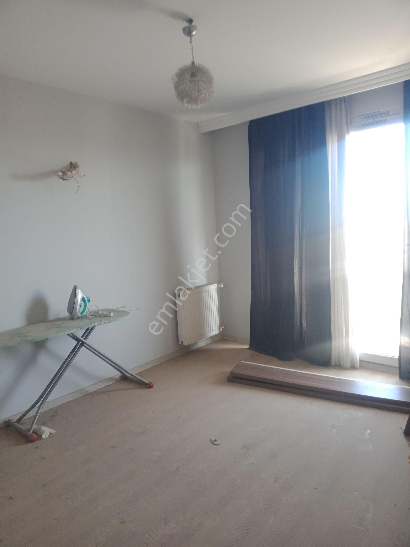 Çatalan Cad . Üzeri Bölgenin En Geniş 1+1 Dairesi - Görsel 9