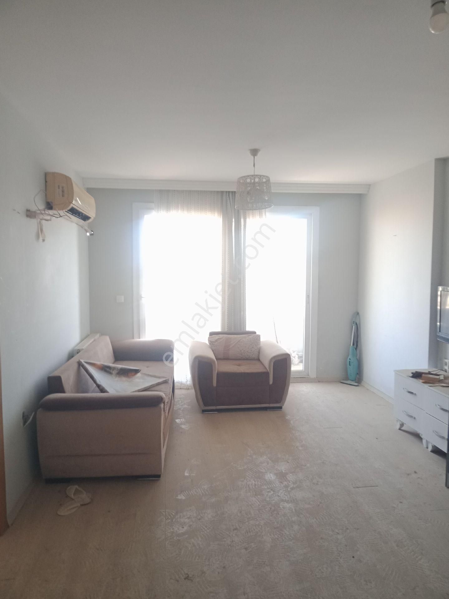 Çatalan Cad . Üzeri Bölgenin En Geniş 1+1 Dairesi - Görsel 6