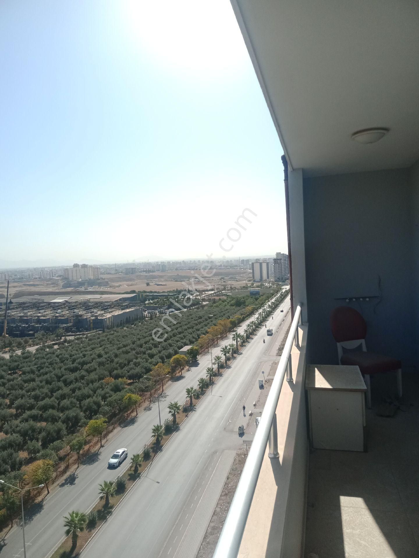 Çatalan Cad . Üzeri Bölgenin En Geniş 1+1 Dairesi - Görsel 4