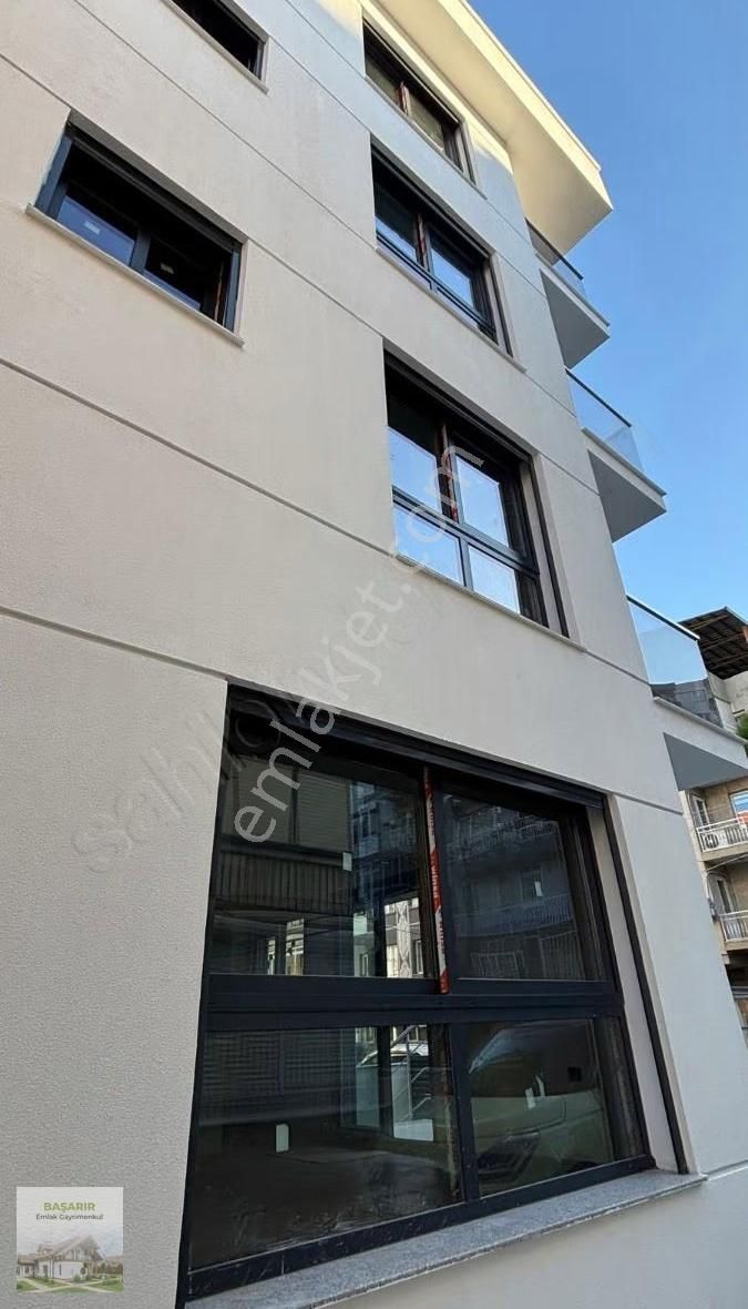 Poligonda Yeni Bina Lüx Malzemeli Asansörlü Otoparklı 1+1 Daire - Görsel 5