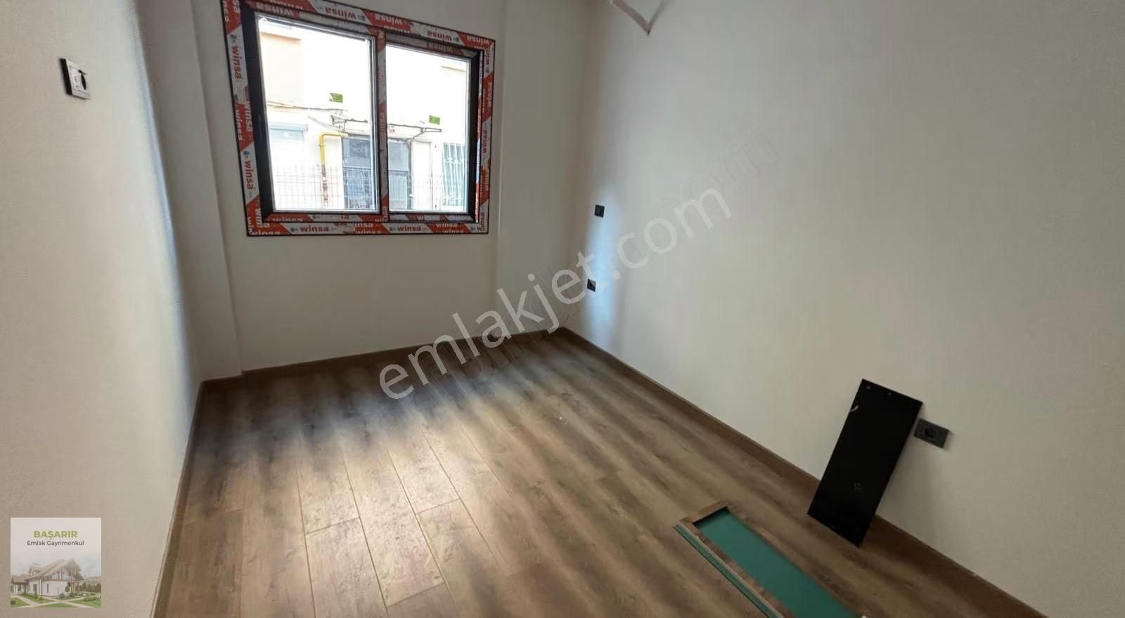 Poligonda Yeni Bina Lüx Malzemeli Asansörlü Otoparklı 1+1 Daire - Görsel 10