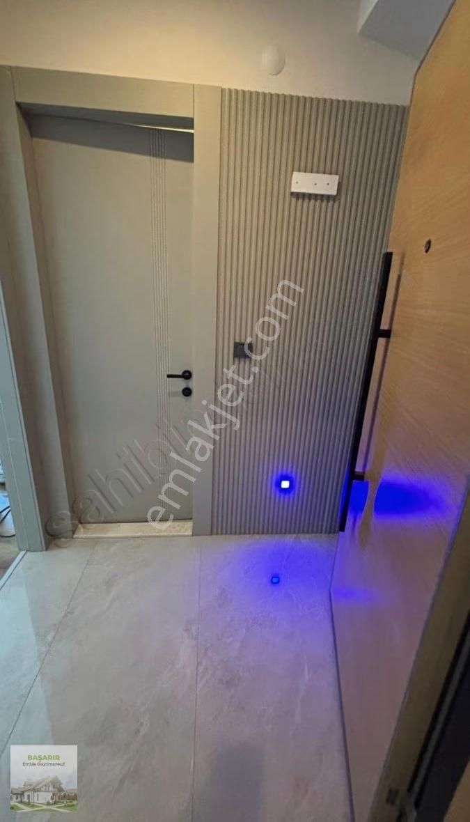 Poligonda Yeni Bina Lüx Malzemeli Asansörlü Otoparklı 1+1 Daire - Görsel 8