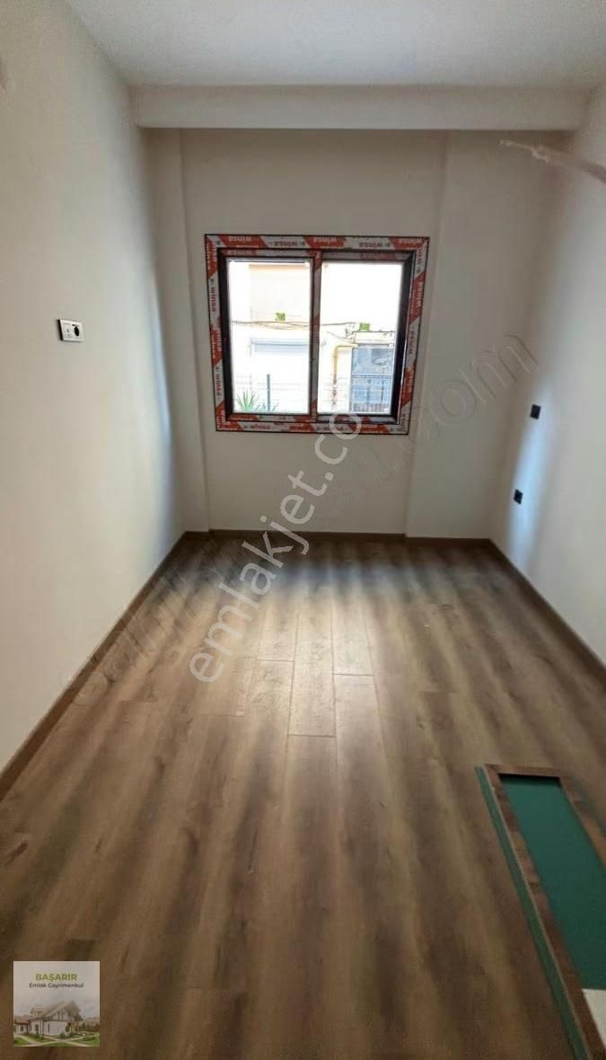 Poligonda Yeni Bina Lüx Malzemeli Asansörlü Otoparklı 1+1 Daire - Görsel 4