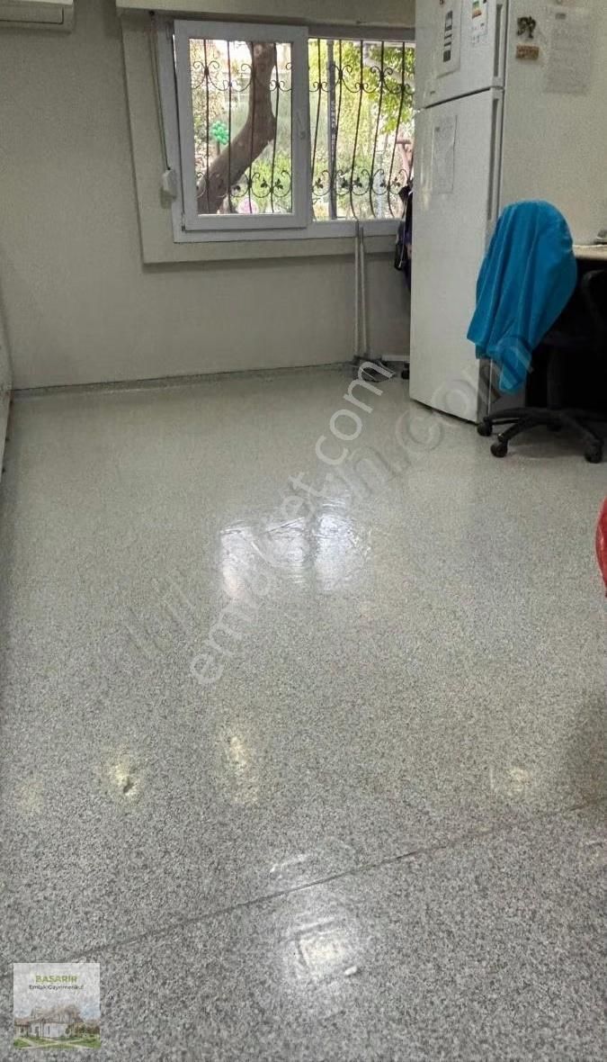 Alsancak Hastaneler Bölgesinde Satılık Ofis-laboratuvar - Görsel 5