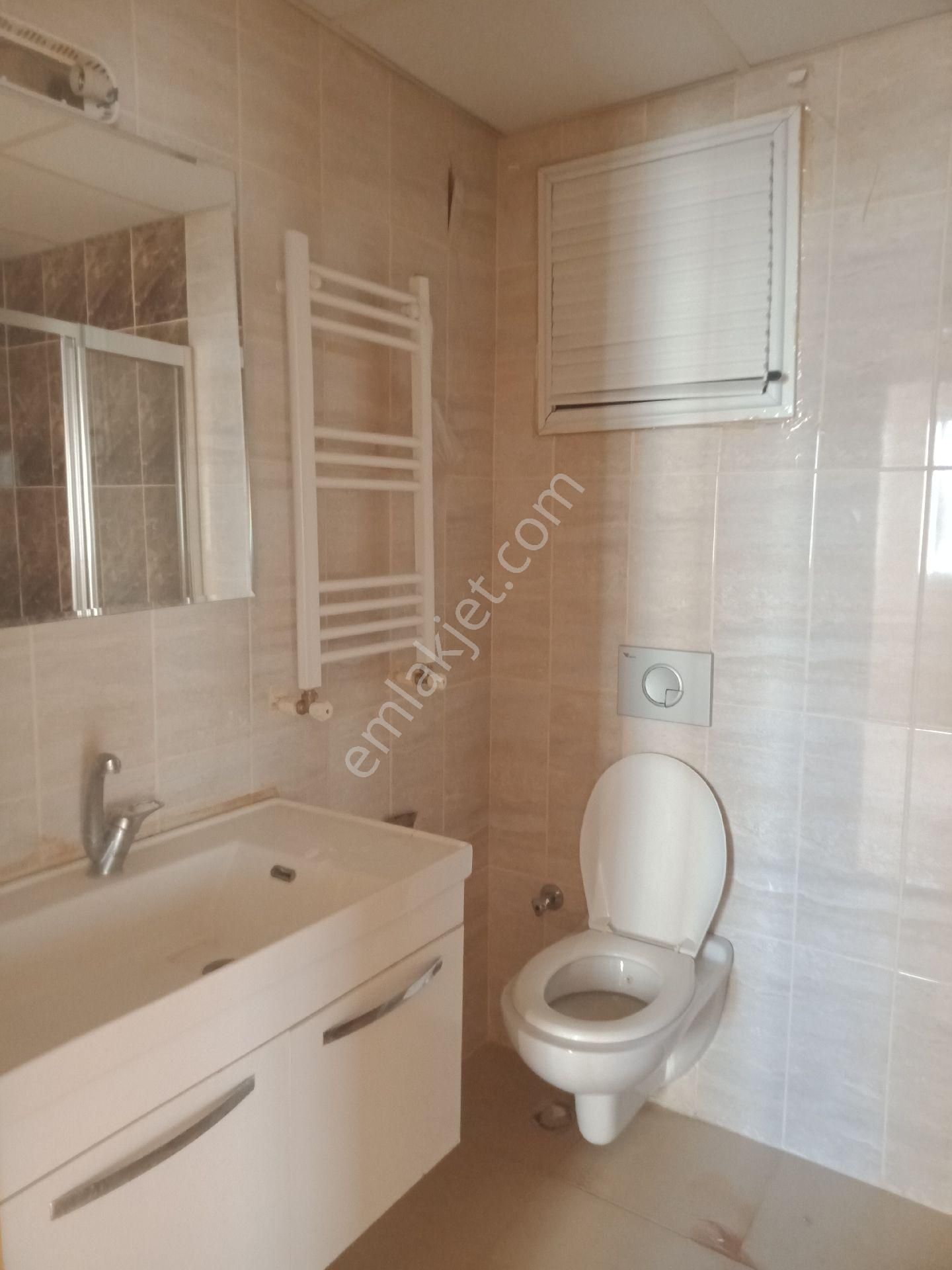 Sarıçam Gültepe'de Güvenlikli Havuzlu Site İçerisinde 3+1 K.mutfak Hasarsız - Görsel 9