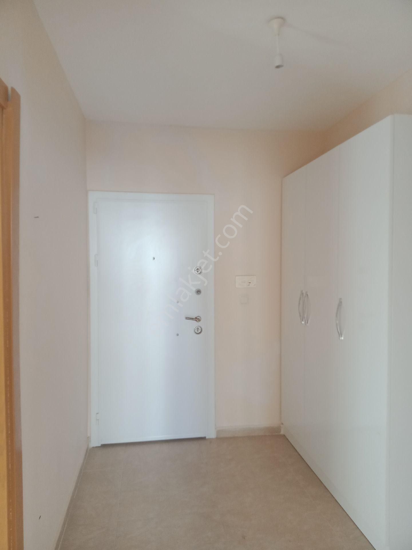 Sarıçam Gültepe'de Güvenlikli Havuzlu Site İçerisinde 3+1 K.mutfak Hasarsız - Görsel 4