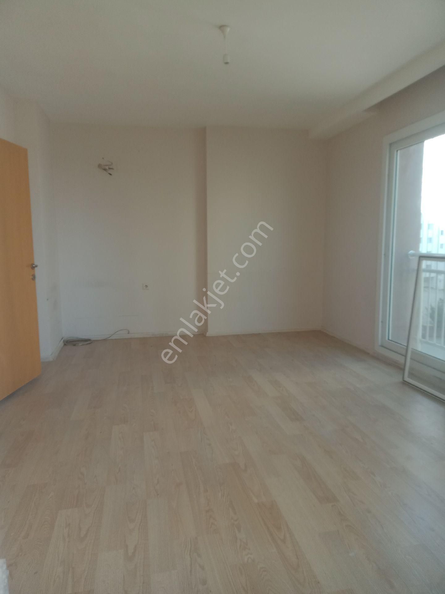 Sarıçam Gültepe'de Güvenlikli Havuzlu Site İçerisinde 3+1 K.mutfak Hasarsız - Görsel 8