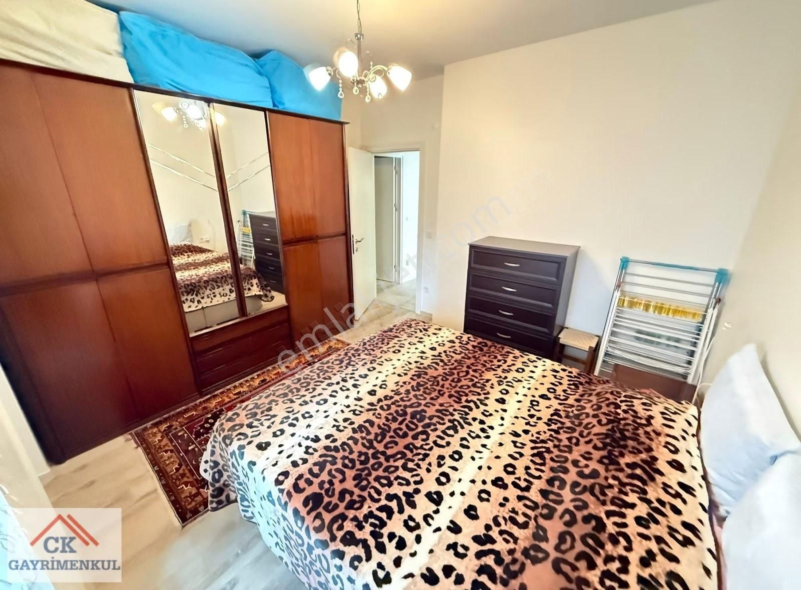 Ck'dan Şenesenevlerde Minibüs Cad. Yakın Balkonlu Sıfır 3+1 - Görsel 11