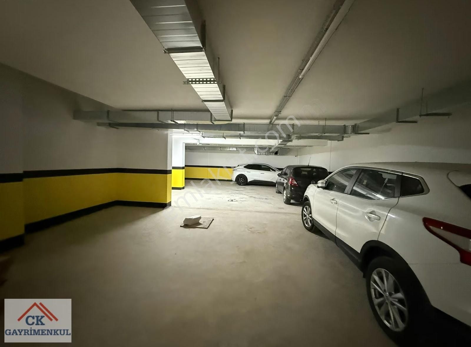 Ck'dan Şenesenevlerde Minibüs Cad. Yakın Balkonlu Sıfır 3+1 - Görsel 14