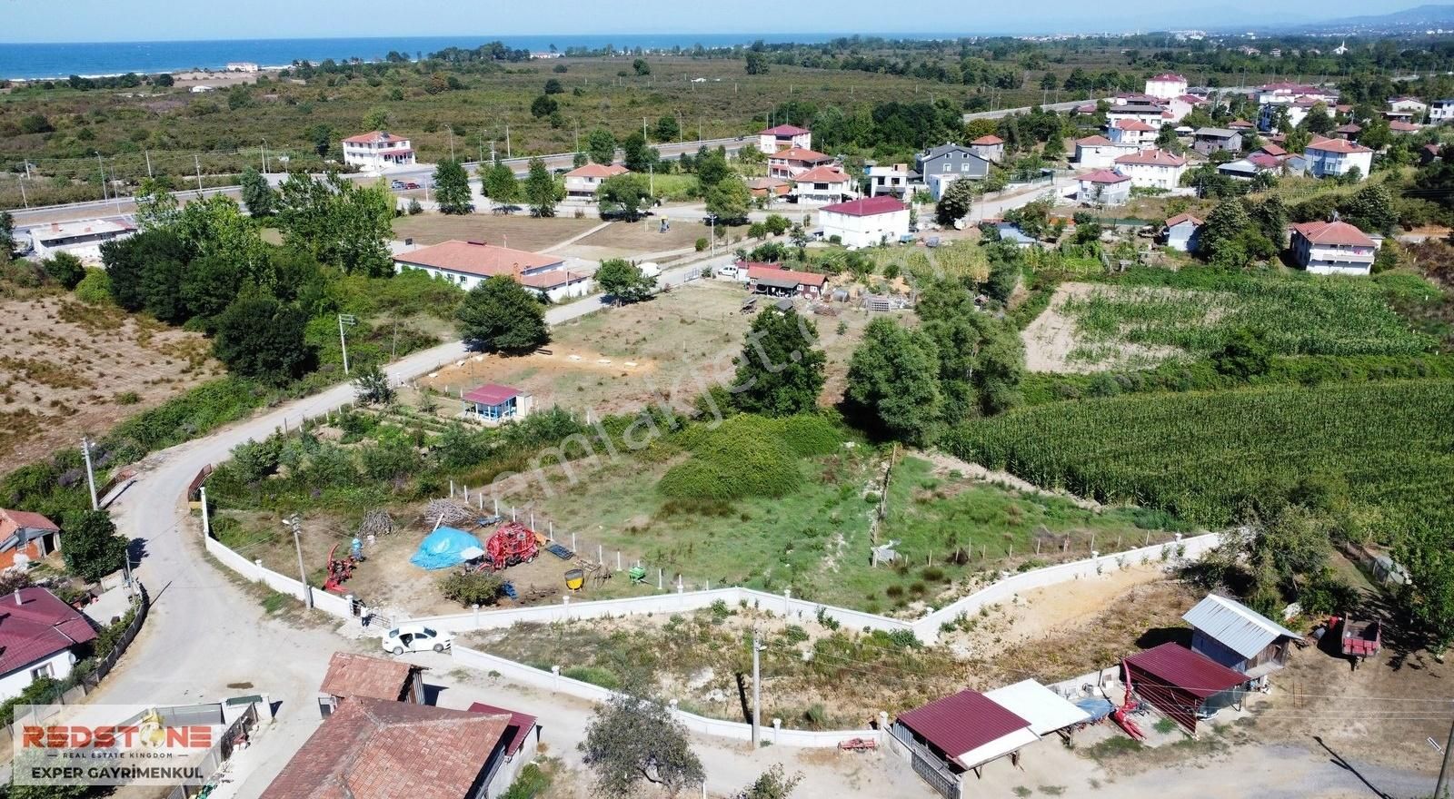 Küçük Karasu'da Mükemmel Konumda Yerleşik Alanda 1800 M2 Tarla - Görsel 3