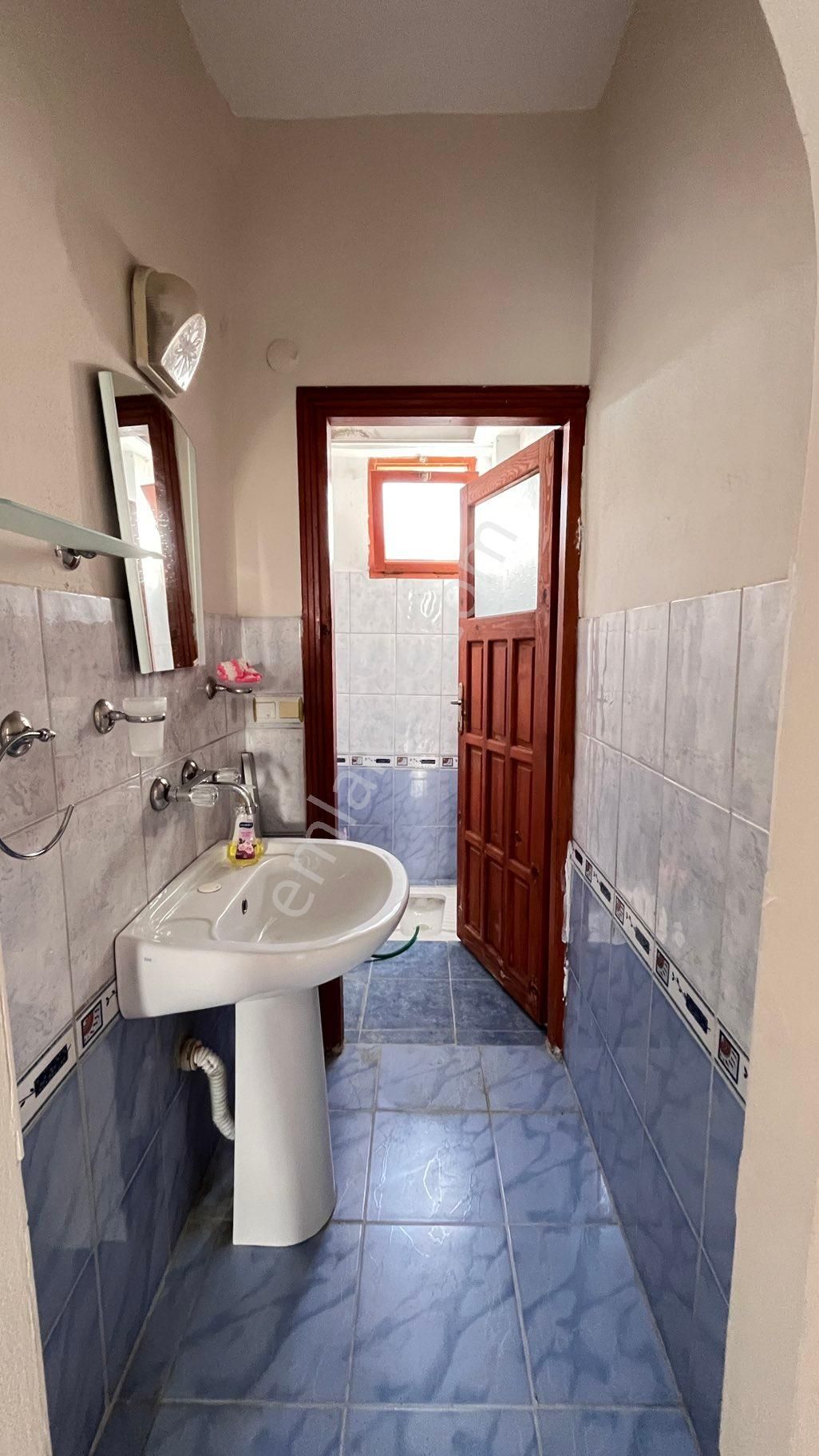 Kiralık Diare - Görsel 7