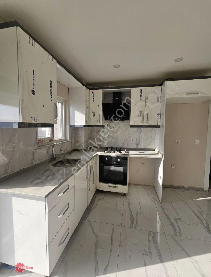 Lüks Site İçerisinde Bahçe Kullanımlı 1+1 Yeni Bina - Görsel 4