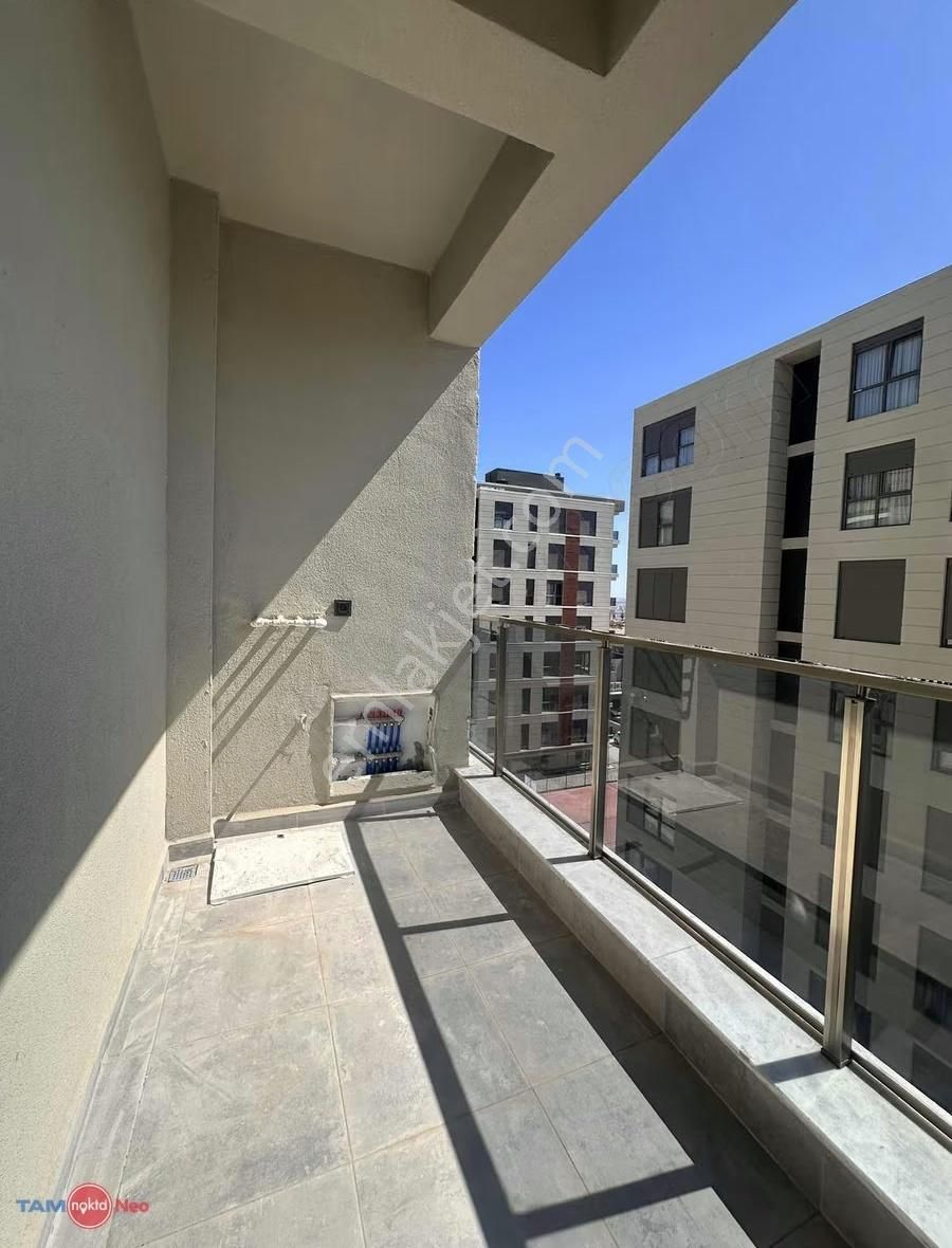 Kepez Çankayada K.otoparklı Ve Havuzlu Sitede 2+1 Satılık Daire - Görsel 25