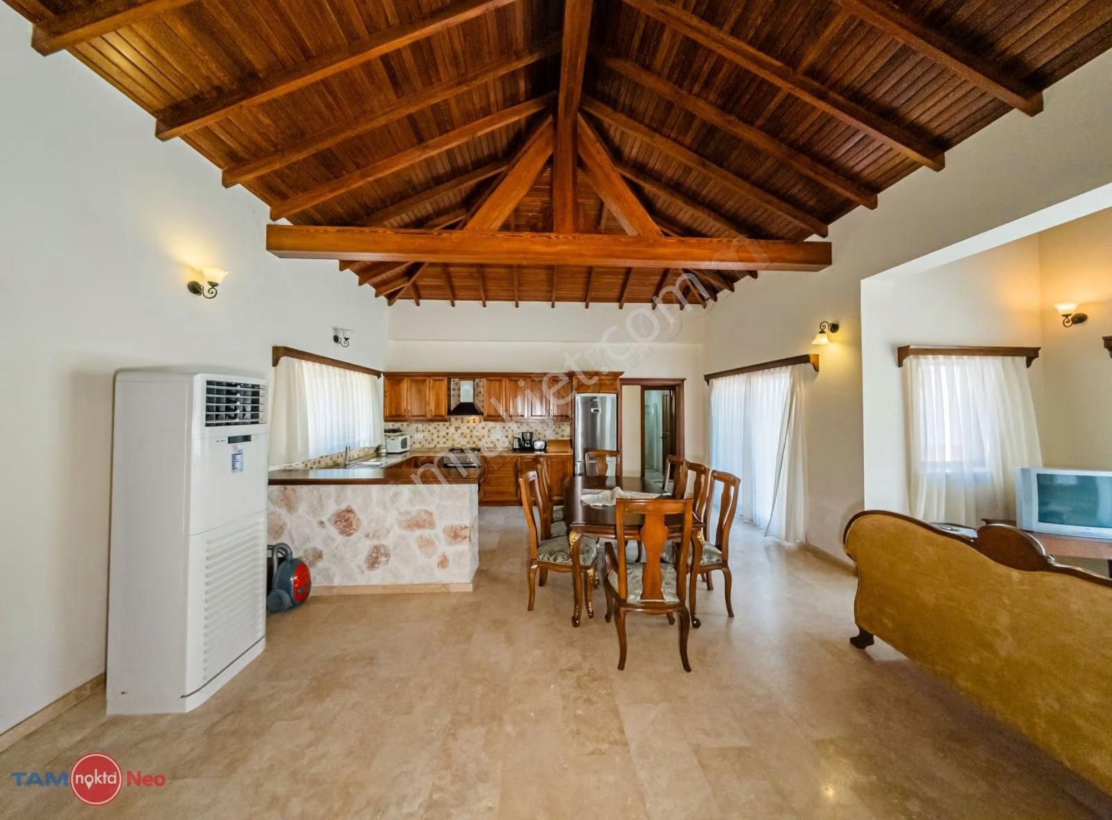 Kaş'ta Doğanın Kalbinde Havuzlu Müstakil Villa - Görsel 15