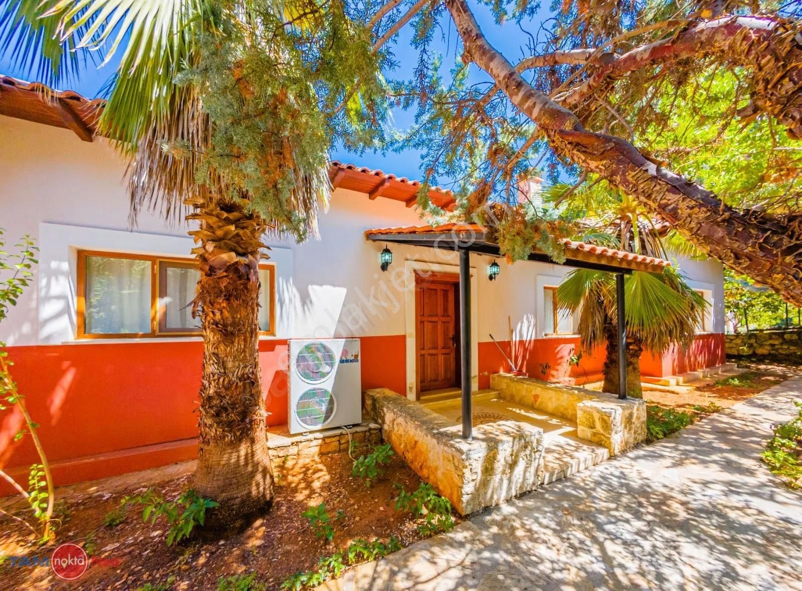 Kaş'ta Doğanın Kalbinde Havuzlu Müstakil Villa - Görsel 18