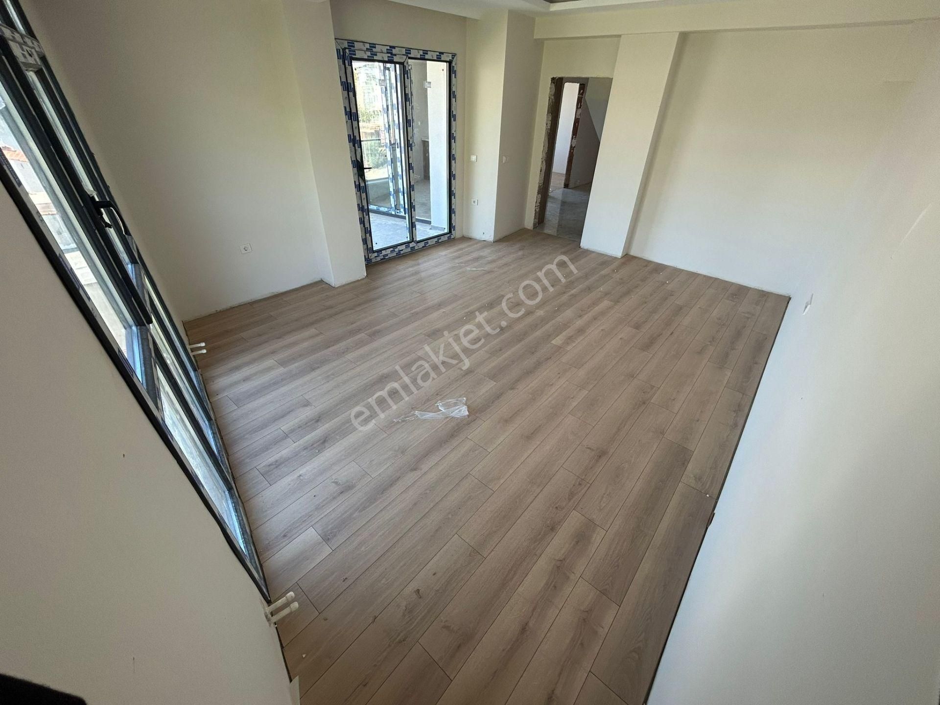 Yükselden Satılık Kadıköyde Ön Cephe Arakat Panoramik Manzaralı 2+1daire - Görsel 21