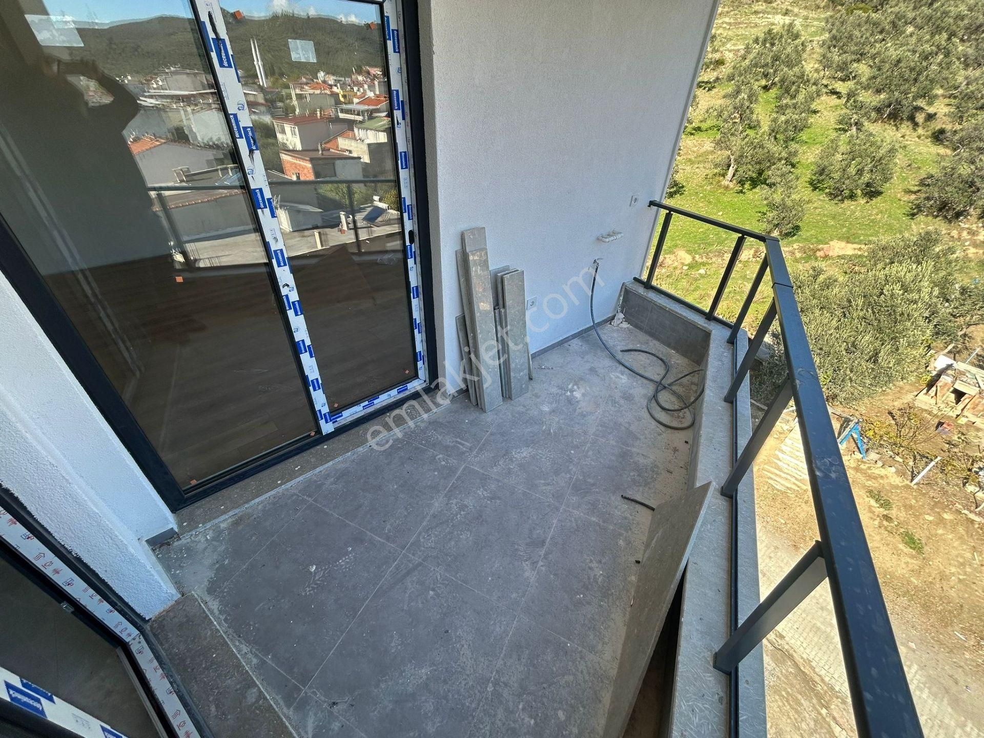 Yükselden Satılık Kadıköyde Ön Cephe Arakat Panoramik Manzaralı 2+1daire - Görsel 22