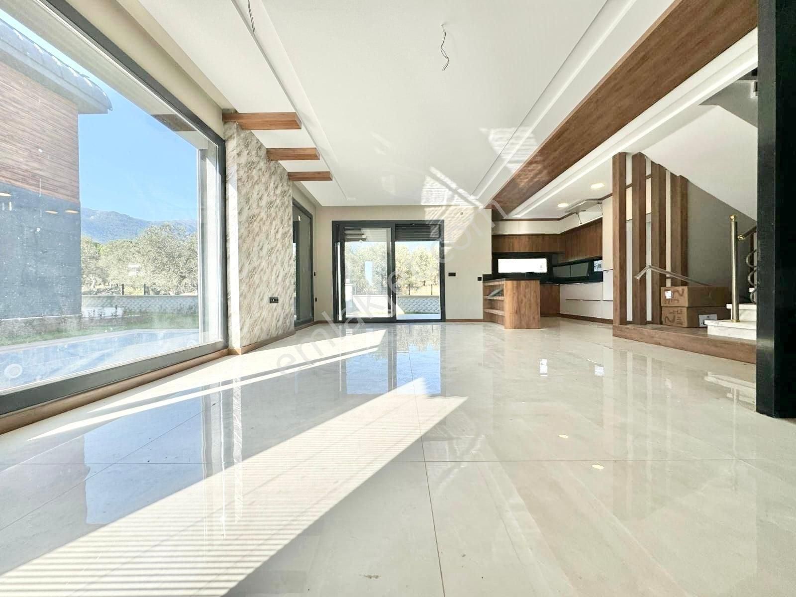 Gürede Lüx Bir Yaşam Sizi Bekliyor Bağımsız Havuzlu 3+1 Villa - Görsel 4