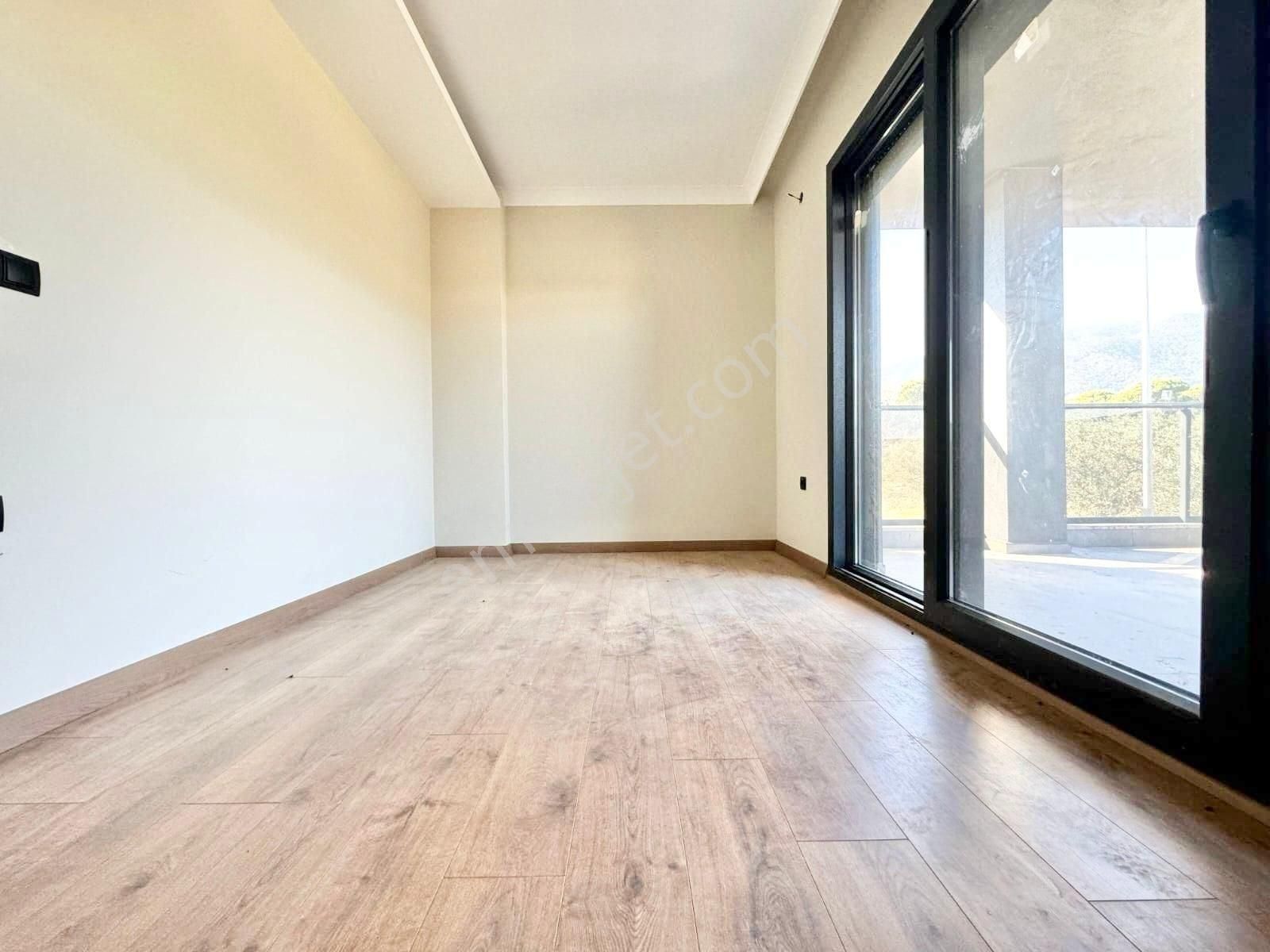 Gürede Lüx Bir Yaşam Sizi Bekliyor Bağımsız Havuzlu 3+1 Villa - Görsel 8
