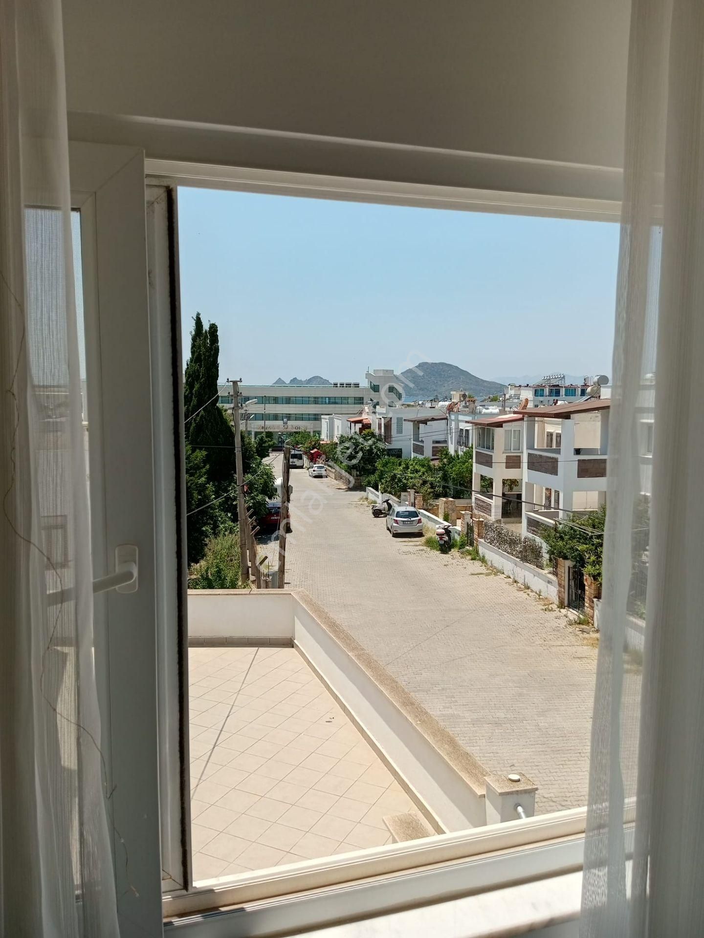 Bodrum Turgutreis Bahçelievler Mahallesinde Satılık 2+1 Daire
